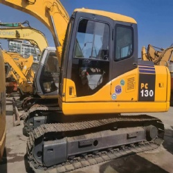 KOMATSU PC130-7