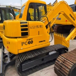 KOMATSU PC60-7
