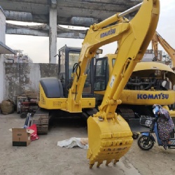 KOMATSU PC55