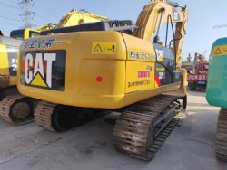 CAT 320D